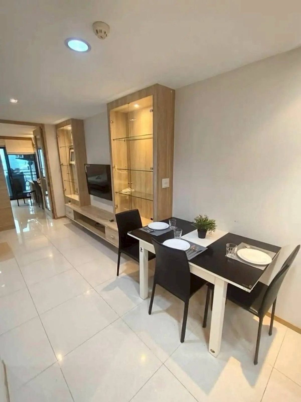 ให้เช่าคอนโดสุขุมวิท อโศก ทองหล่อ : Waterford Diamond 30/1 for rent 