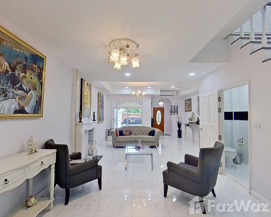 For SaleHousePattaya, Bangsaen, Chonburi : 4 Bedroom Townhouse for sale in Nong Prue, Chon Buri  U1985557