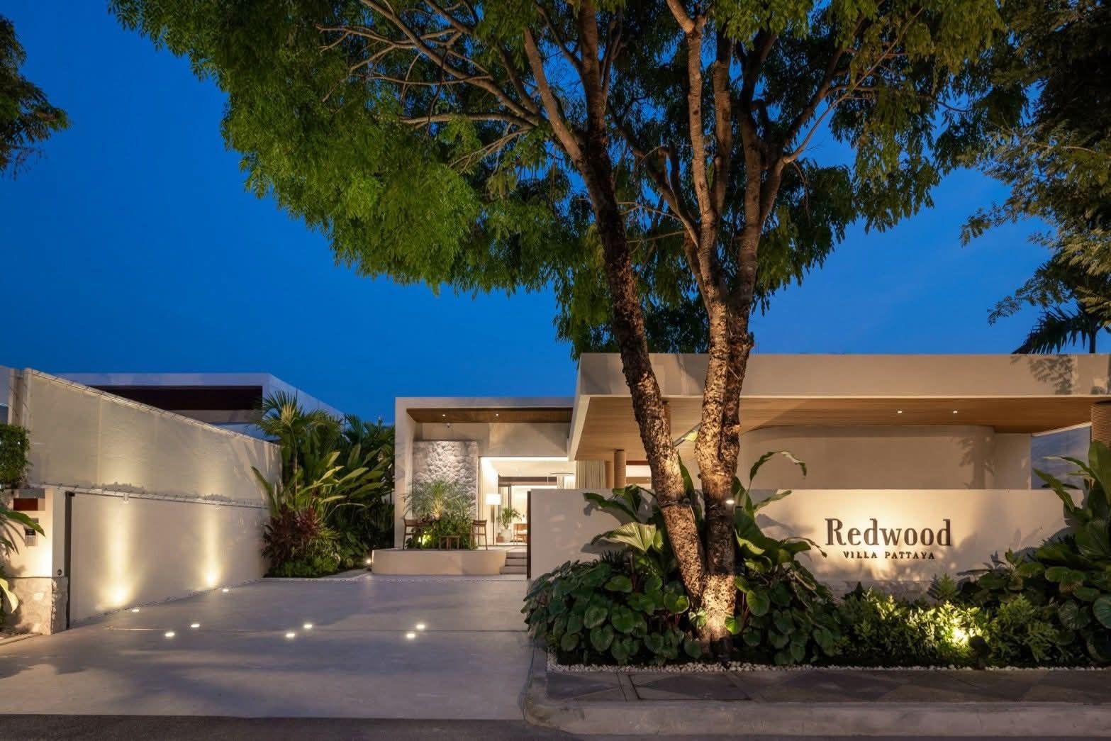 ขายบ้านพัทยา บางแสน ชลบุรี สัตหีบ : Luxury Villas 