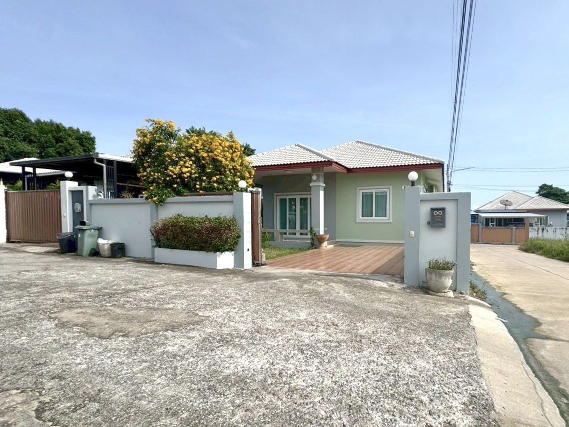For SaleHousePattaya, Bangsaen, Chonburi : 3 Bedroom House for sale in Pong, Chon Buri  U5626425