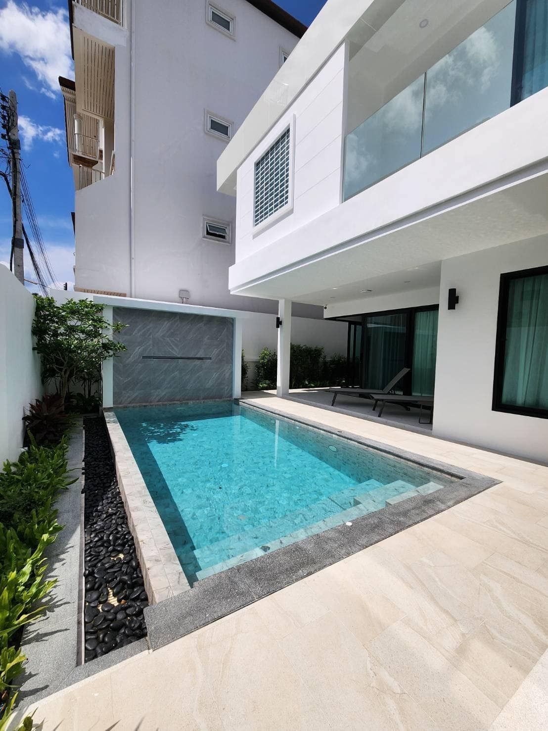 ขายบ้านภูเก็ต : ขาย วิลล่า 4 ห้องนอน ใน ป่าตอง, ภูเก็ต U1898101