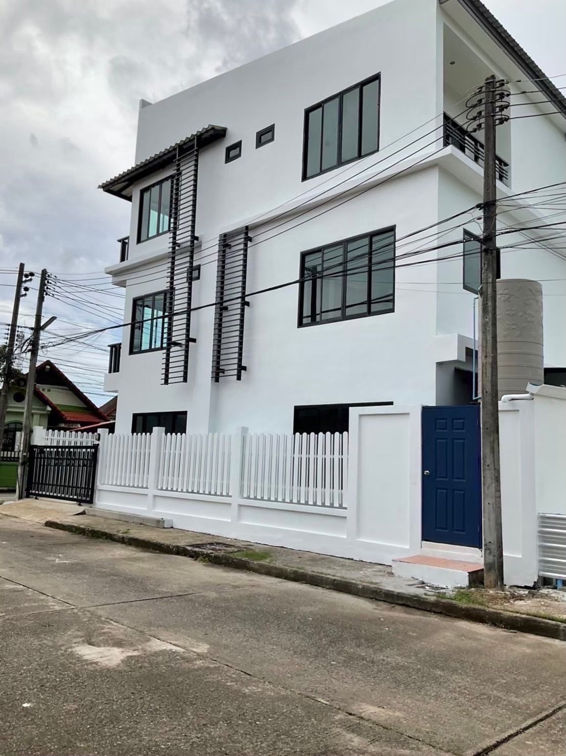 For SaleHousePhuket : 5 Bedroom Townhouse for sale in Wichit, Phuket  U5588147