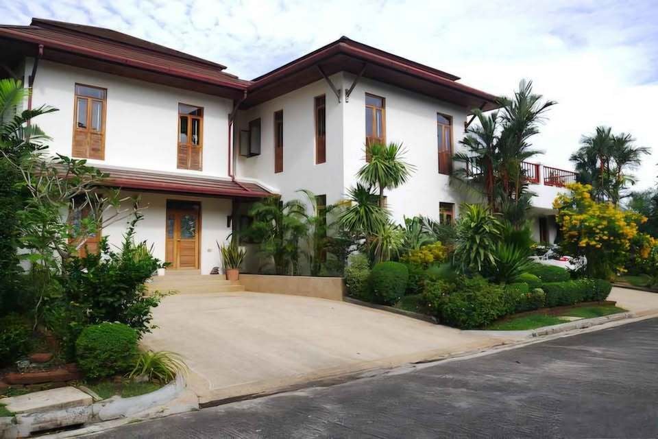 For SaleHousePhuket : 5-Bedroom, 5.5-Bathroom Pool Home in Prangthong 3 U5634796