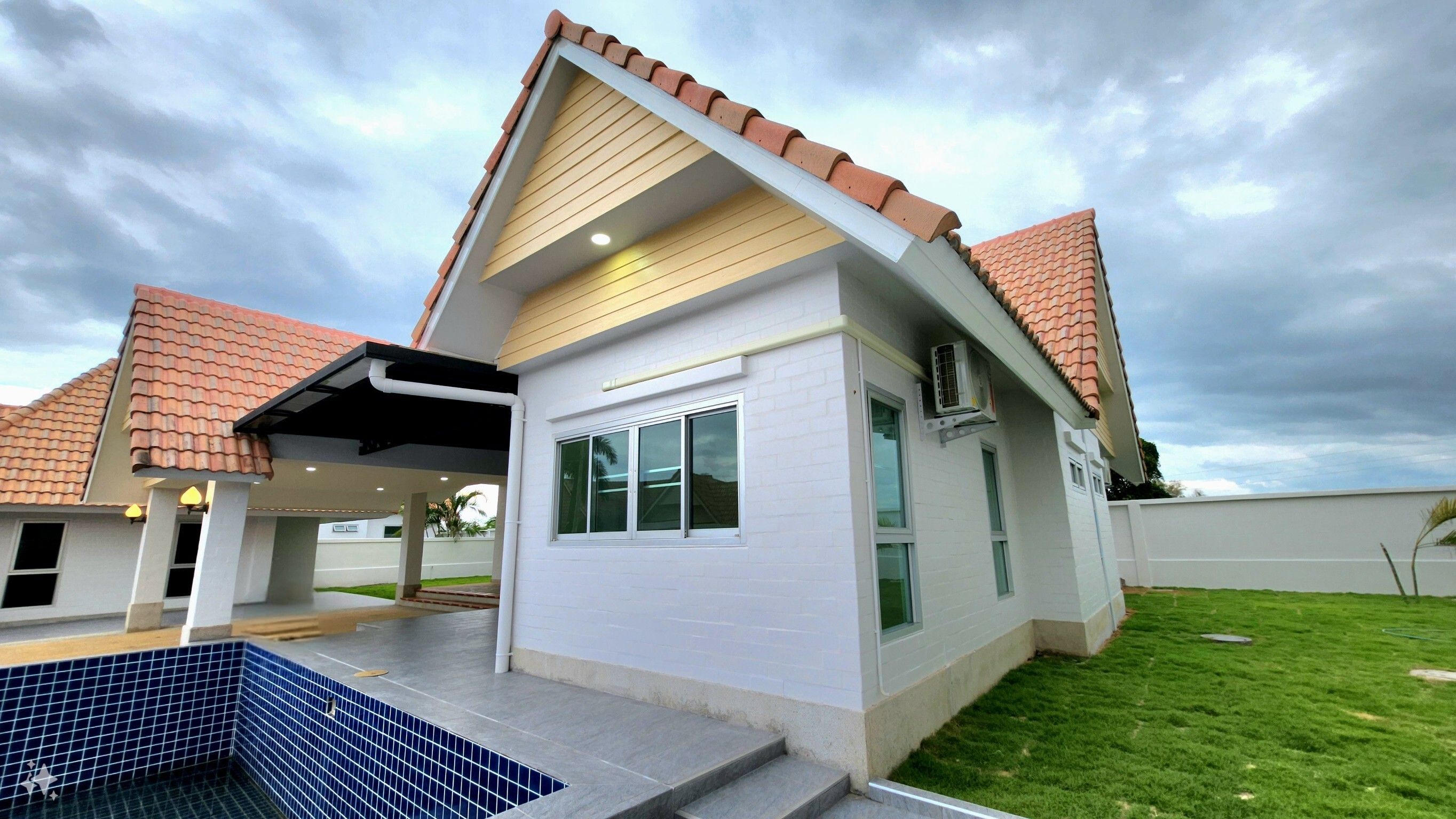 For SaleHouseHuahin, Prachuap Khiri Khan, Pran Buri : Beautifully Renovated House with private pool U1938967