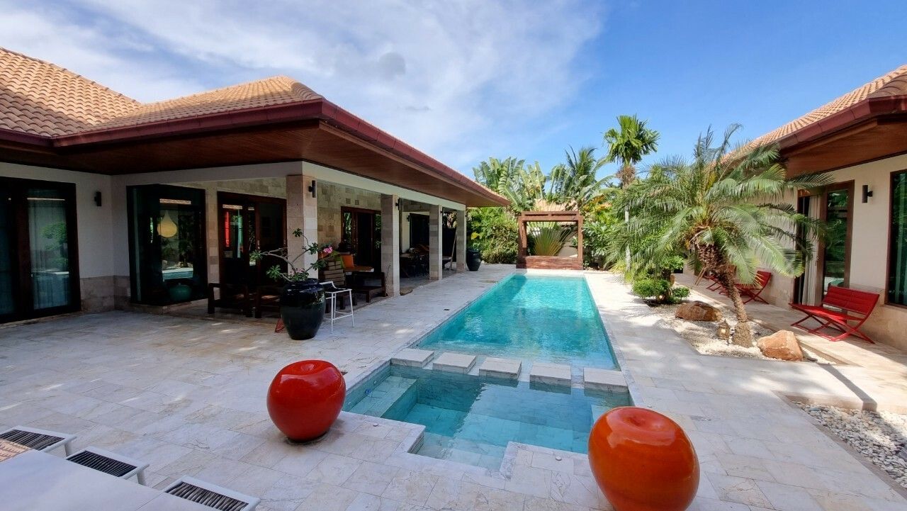 For SaleHouseHuahin, Prachuap Khiri Khan, Pran Buri : Bali Style Villa For Sale in Popular Kao Kalok Beach U1133406
