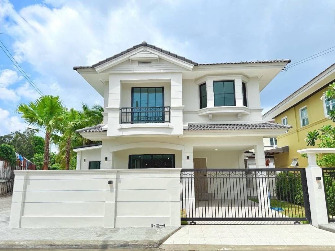 For SaleHousePhuket : 4-Bedroom Corner House in Land and House, Chalong U5342431
