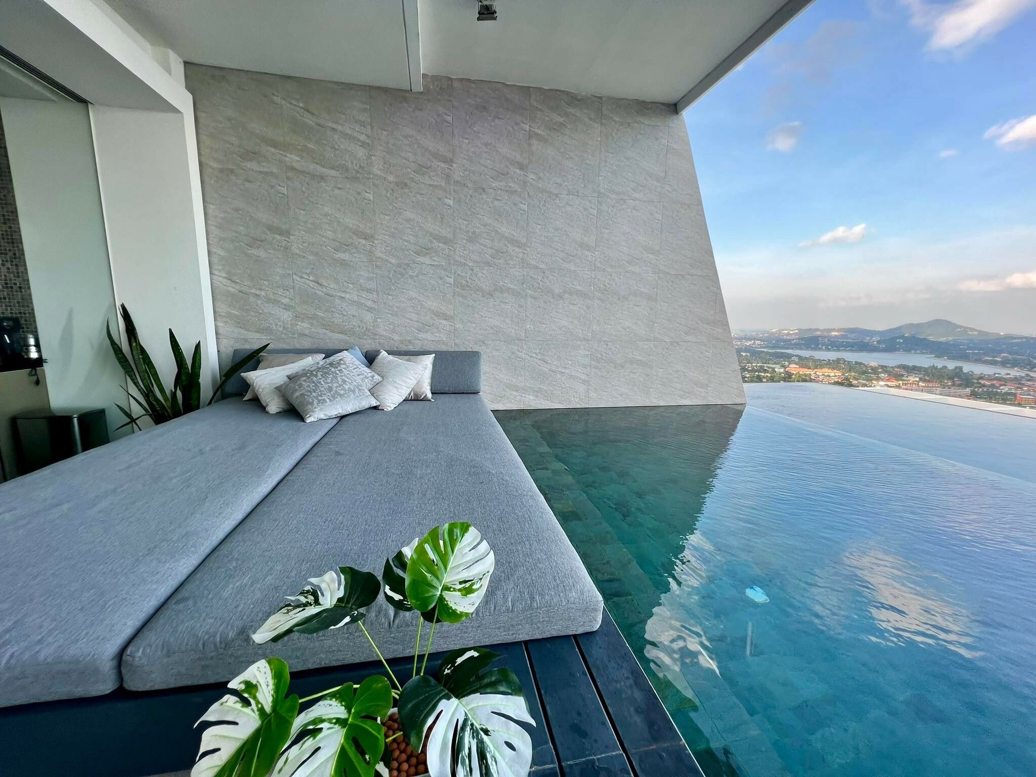For SaleHouseKoh Samui, Surat Thani : Newly Renovated, 2 Bedrooms Pool Villa with Sea View U1053580
