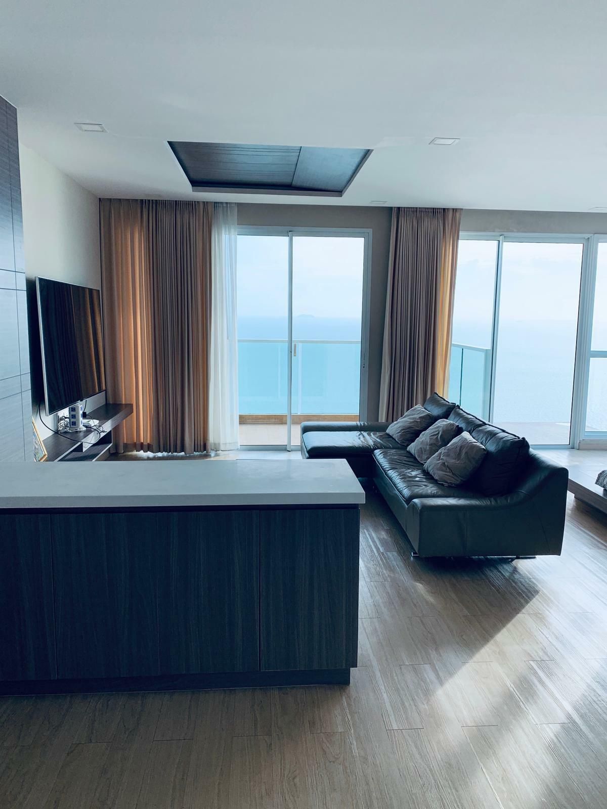 For SaleCondoPattaya, Bangsaen, Chonburi : 2 Bedroom Condo for sale at Cetus Beachfront  U629254