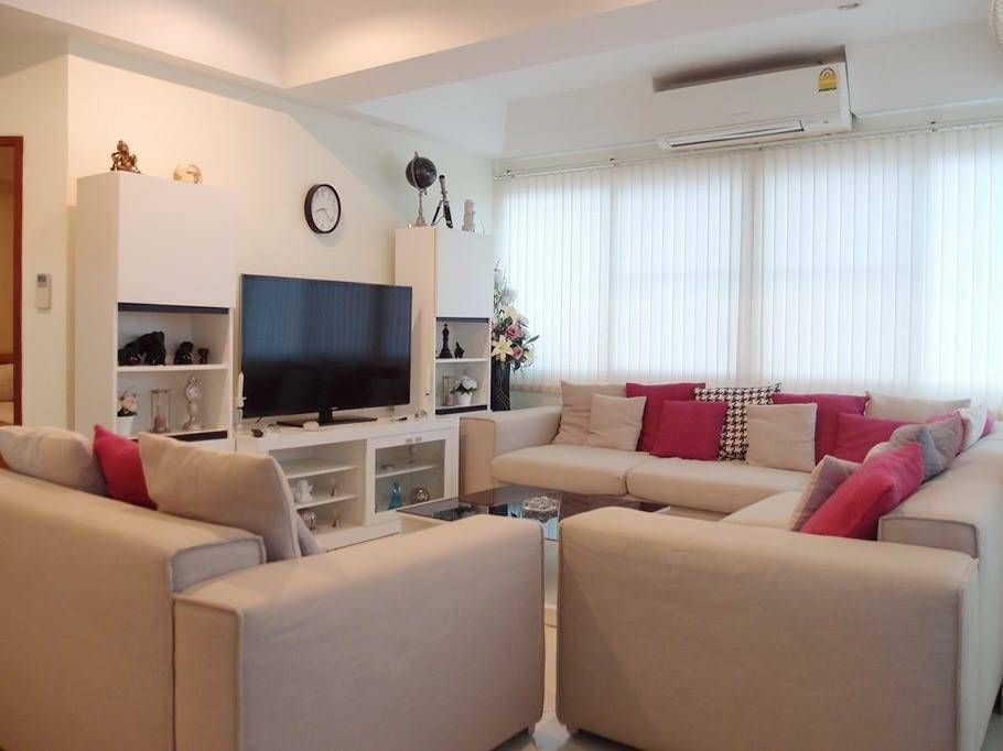 For SaleCondoPattaya, Bangsaen, Chonburi : 2 Bedroom Condo for sale at Center Condotel  U5353857