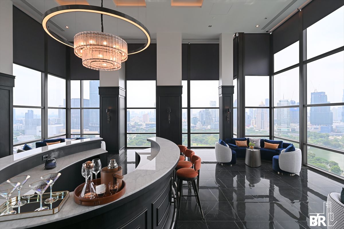 ขายคอนโดวิทยุ ชิดลม หลังสวน :  Muniq Langsuan ⚡ คอนโด Luxury พร้อมอยู่บนทำเลที่ดีที่สุด ⚡