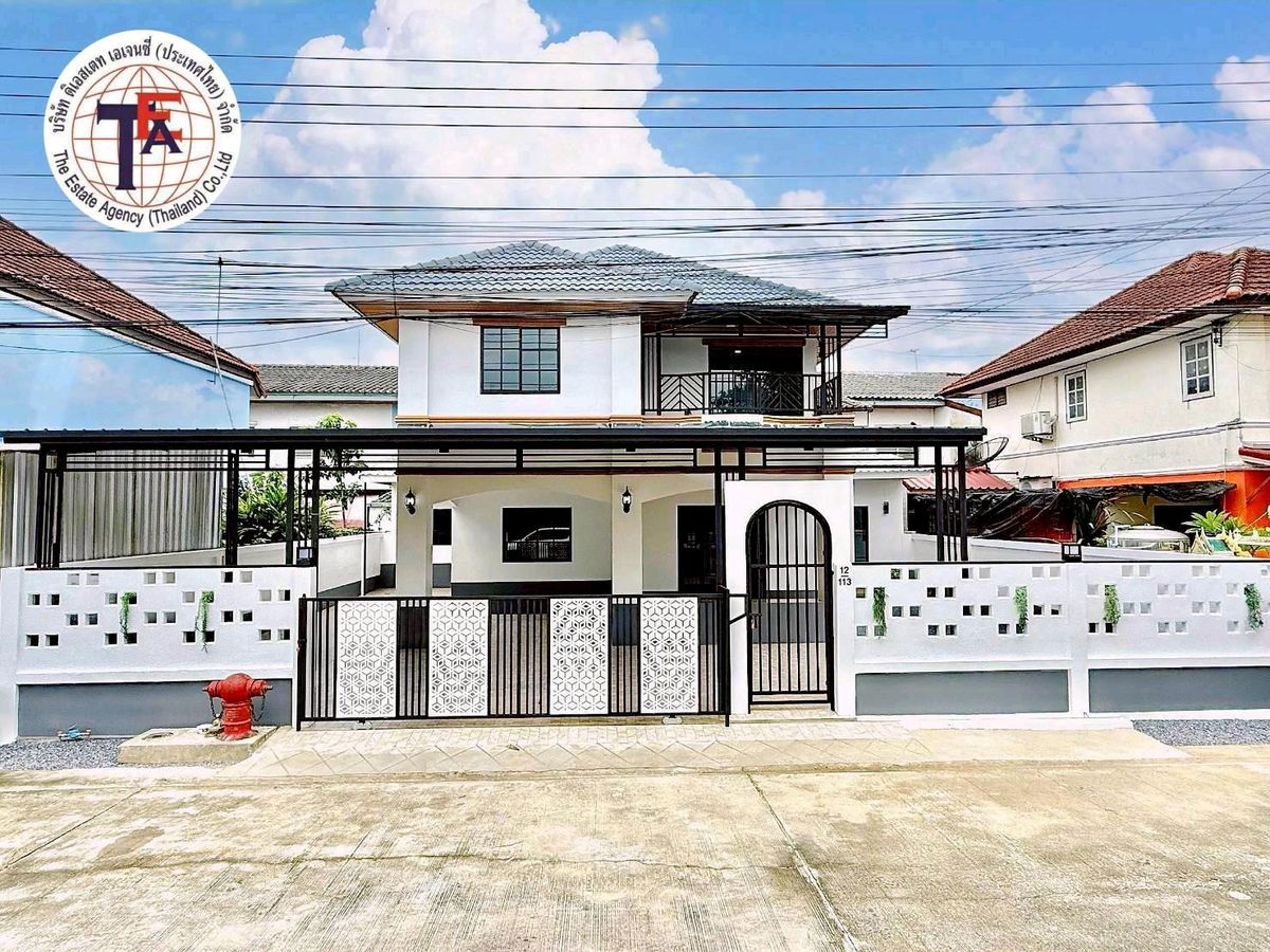 ขายบ้านมีนบุรี-ร่มเกล้า : ขายบ้านเดี่ยวหลังใหญ่ หมู่บ้านณัฐวรรณ ซอยสังฆสันติสุข 18 กระทุ่มราย หนองจอก ตลาดหนองจอก โรงเรียนเจียรระดับ รร.มัธยมหนองจอก  รร.เซนต์เทเรซ่า ม.เทคโนโลยีมหานคร  รพ.เวชการุณรัศมิ์ สนง.เขตหนองจอก สน.ลำผักชี วัดหนองจอก เลียบวารี เชื่อมสัมพันธ์ สุวินทวงศ์
