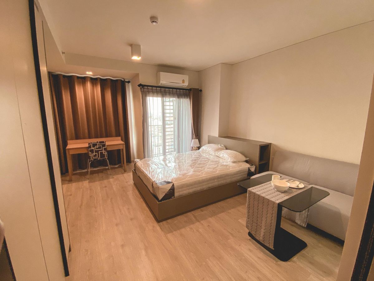 For RentCondoWongwianyai, Charoennakor : Condo For Rent | The Best Value In The Project “Ideo Sathorn - Wongwian Yai” 29 Sq.m. Near BTS Wongwian Yai