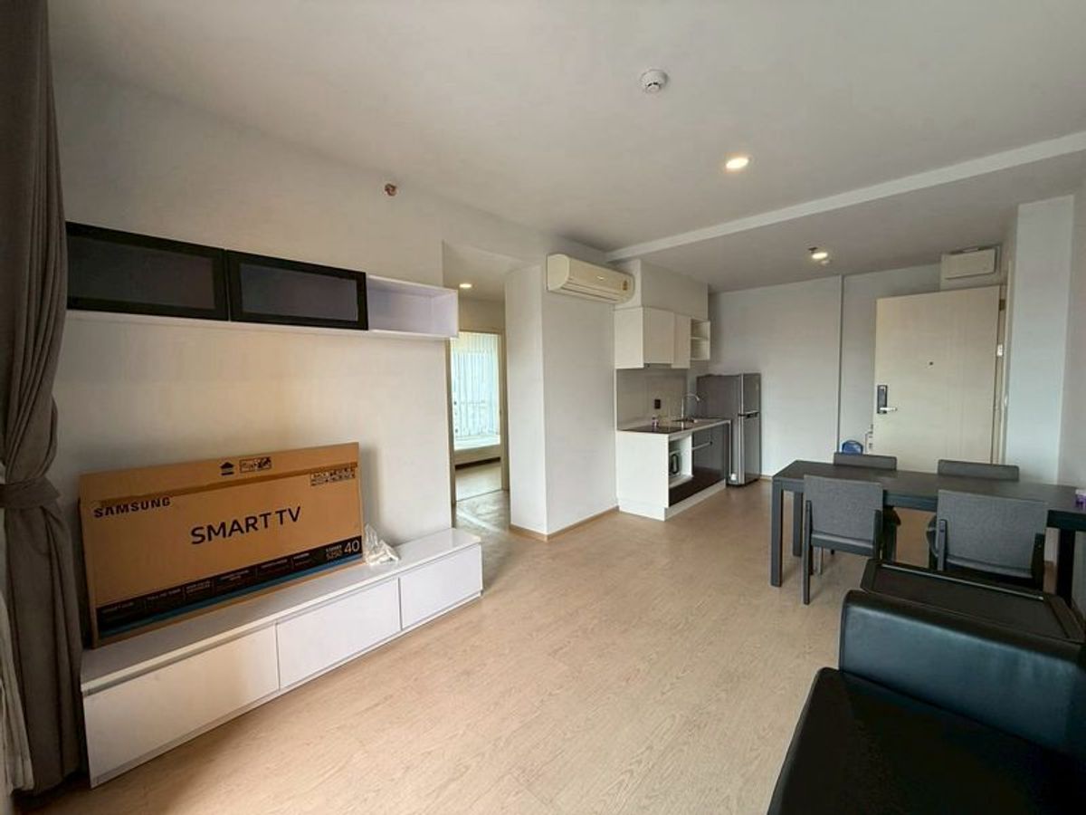 ให้เช่าคอนโดพระราม 9 เพชรบุรีตัดใหม่ RCA : The Tree Sukhumvit 71-Ekkamai @ Airportlink Huamak  2 Br 2 bath 1 Living room
