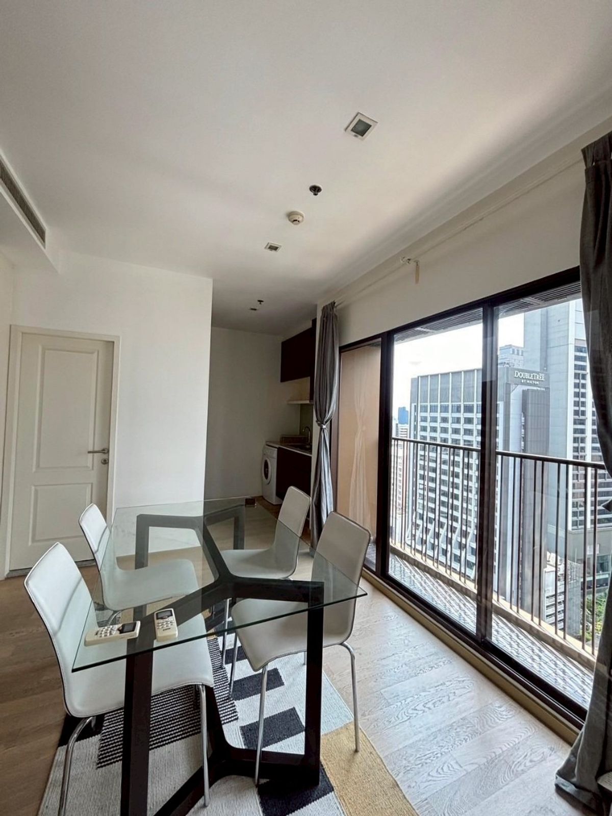 For RentCondoSukhumvit, Asoke, Thonglor : 🏢 Condo for rent: Noble Refine