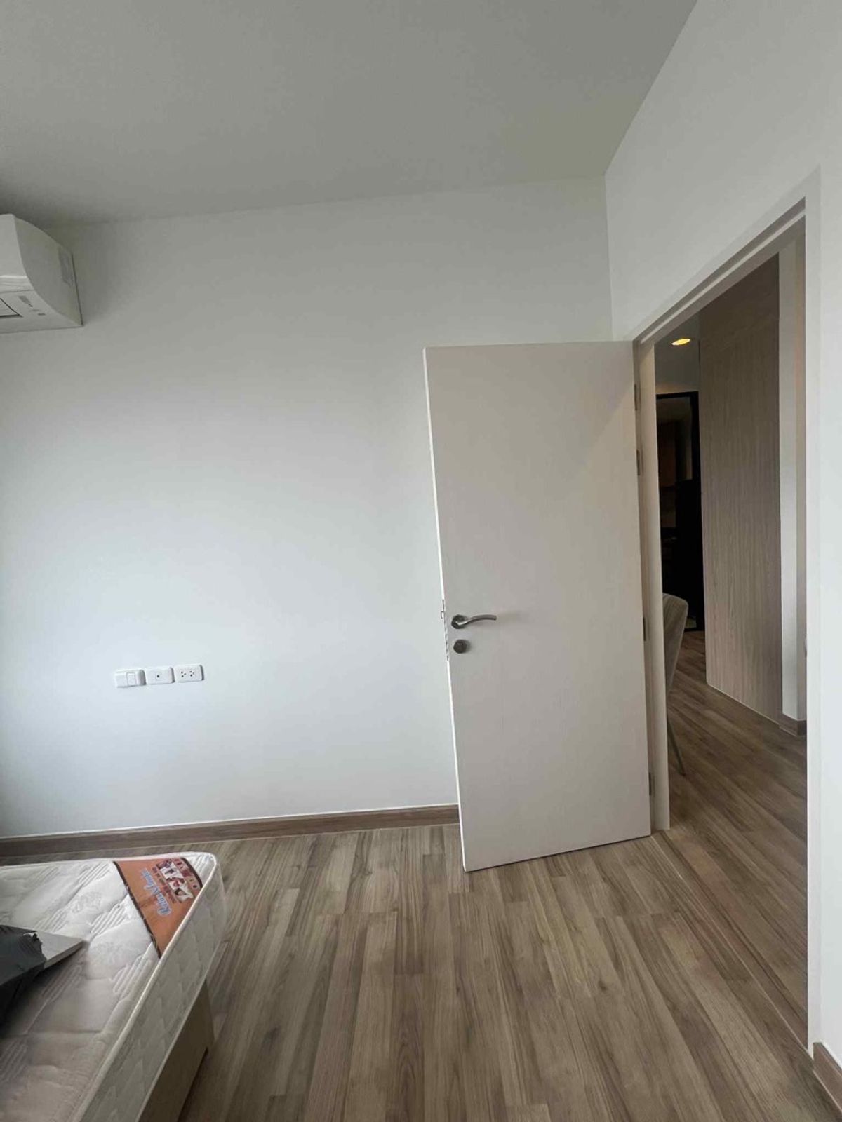 ให้เช่าคอนโดบางนา แบริ่ง ลาซาล : 🌈🌈🔥FOR Rent Condo Niche Mono Sukhumvit-Bearing  ให้เช่าคอนโด นิช โมโน สุขุมวิท แบริ่ง#BTSBearing #บีทีเอสแบริ่ง #NicheMonoSukhumvitBearing #นิชโมโนสุขุมวิทแบริ่ง #Bearing🚫 Minimum 1 year contract 🚫 Not Pet  Not Smoke ❌ ❌Not co-agent ❌❌.〽️REN