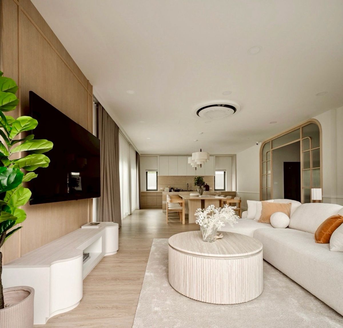 For RentHouseBangna, Bearing, Lasalle : 🌟For Rent: Detached House – The City Bangna. 2-Storey Detached House 5 bedrooms|6 bathrooms.
Fully furnished with a blend of Japanese minimalism and Scandinavian style.💥Rental Fee 300,000 THB/month. 