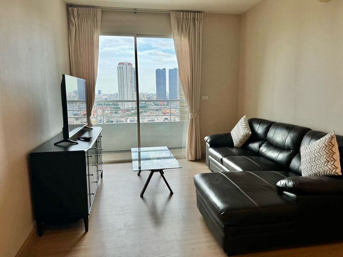 ให้เช่าคอนโดวงเวียนใหญ่ เจริญนคร : Cheap, spacious near IconSiam @Light House Condo