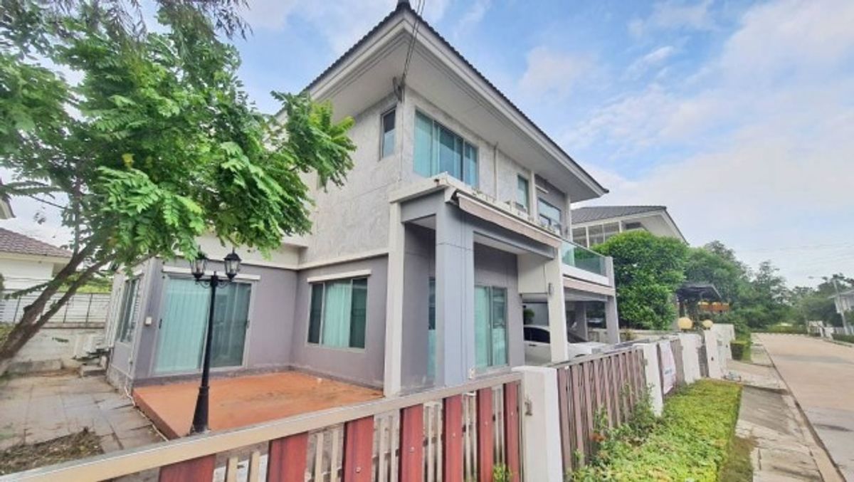 ให้เช่าบ้านลาดกระบัง สุวรรณภูมิ : ให้เช่าบ้านเดี่ยว2ชั้น โครงการเพอร์เฟคเพลส กรุงเทพกรีฑา แอร์เฟอร์นิเจอร์ครบ มี4ห้องนอน3ห้องน้ำ1ห้องแม่บ้าน ราคาเช่าเดือนละ95,000บาท