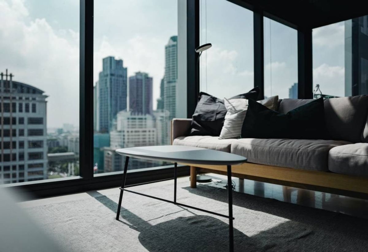 คอนโดสีลม ศาลาแดง บางรัก : 🏢 The Lofts Silom — ห้องสวย พร้อมเข้าอยู่ ใจกลางย่านสาทร