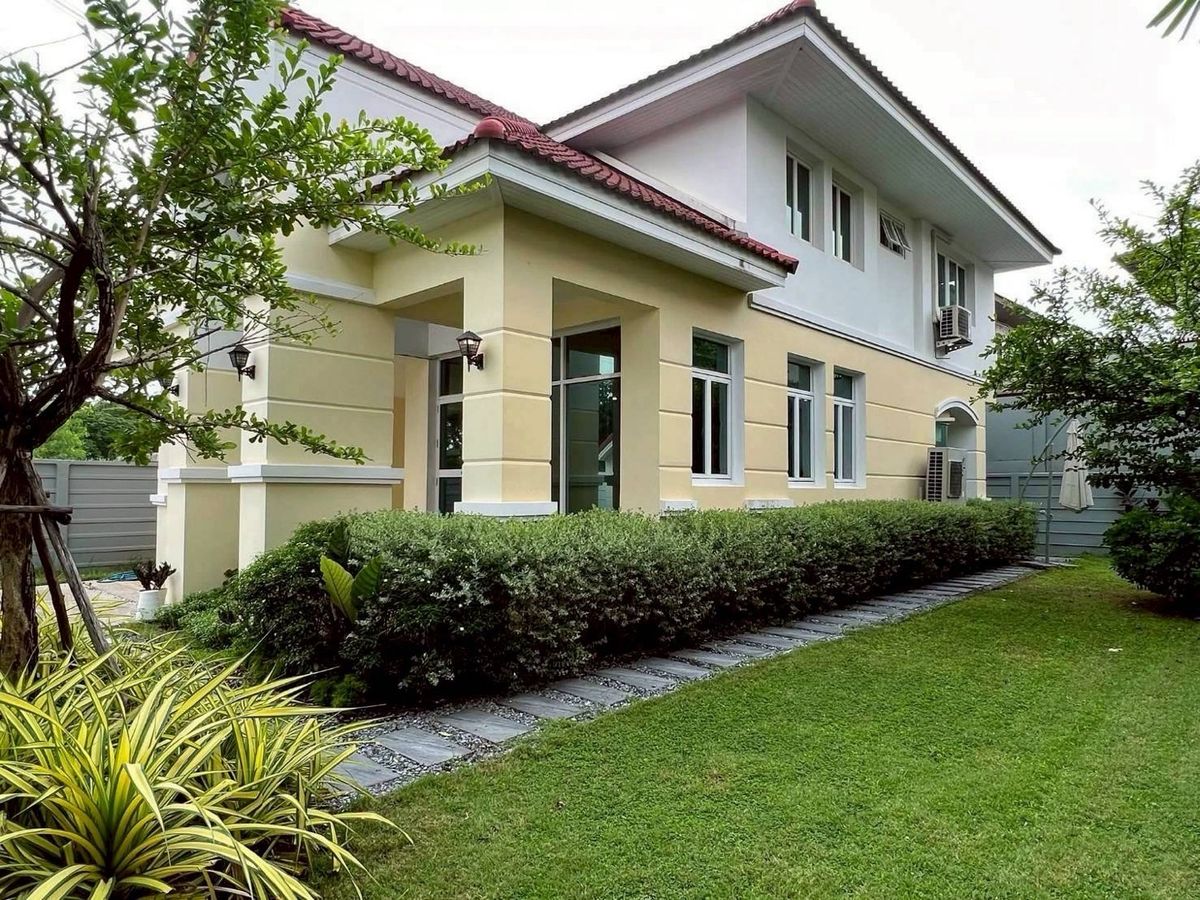 For RentHousePattanakan, Srinakarin : Single House for Rent Baramet Village, Chalermprakiat 62  Private Zone💫🎅🏻🎅🏻
