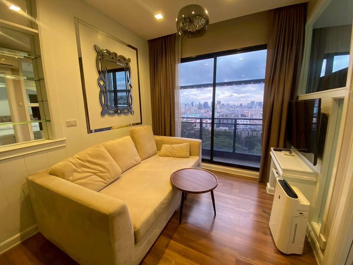 ให้เช่าคอนโดรัชดา ห้วยขวาง : Ivy Ampio condominium for rent 26,000 Baht