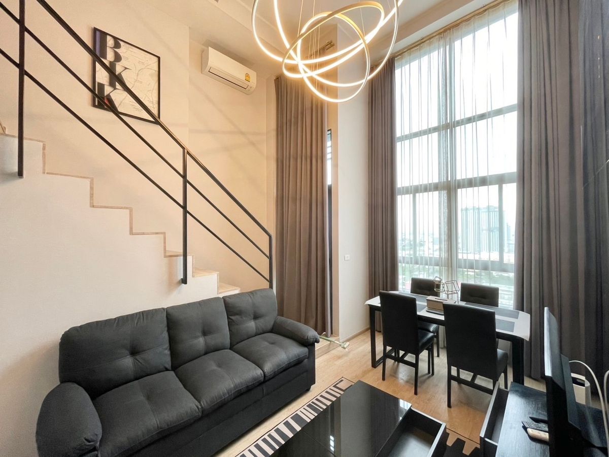 For RentCondoRama9, Petchburi, RCA : ***Condo for Rent : Ideo New Rama 9  Duplex High floor Fully furnished No damage earthquake ***