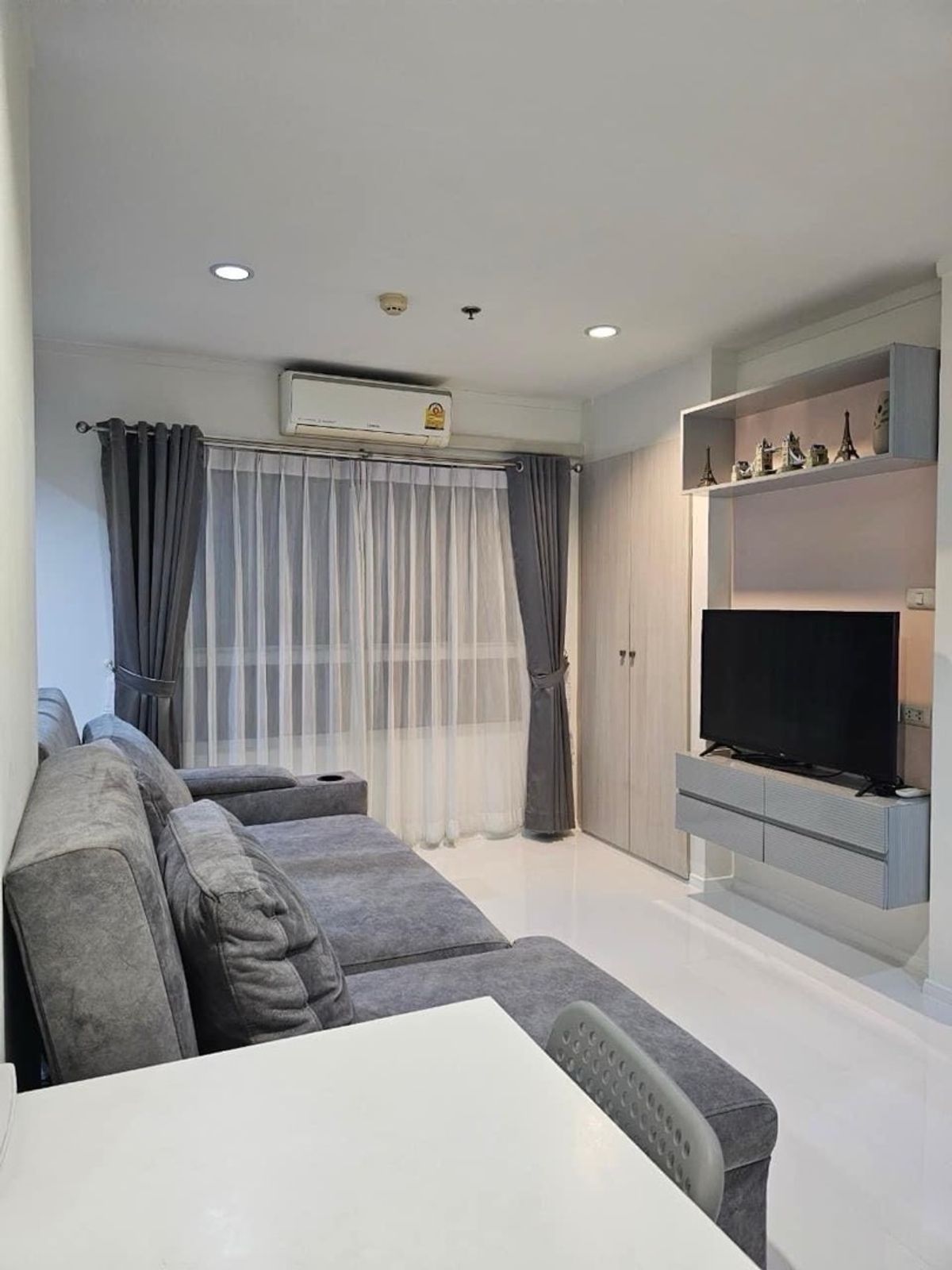For RentCondoOnnut, Udomsuk : For rent, Lumpini Ville Sukhumvit 77/2, 3rd floor, city view, room 46 sq m, fully furnished with electrical appliances, 17,000/month, ready to move in 10/68, accepting reservations📍