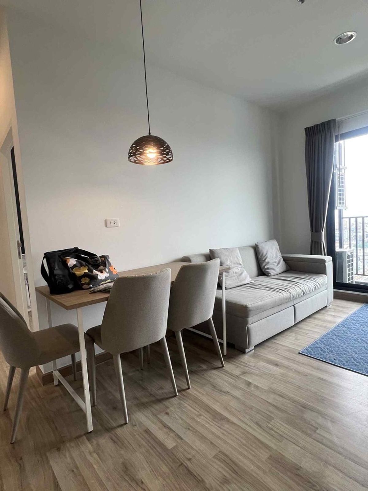 ให้เช่าคอนโดบางนา แบริ่ง ลาซาล : 🌈🌈🔥FOR Rent Condo Niche Mono Sukhumvit-Bearing  ให้เช่าคอนโด นิช โมโน สุขุมวิท แบริ่ง

#BTSBearing #บีทีเอสแบริ่ง #NicheMonoSukhumvitBearing #นิชโมโนสุขุมวิทแบริ่ง #Bearing

🚫 Minimum 1 year contract 
🚫 Not Pet  Not Smoke 
❌ ❌Not co-agent ❌❌
.
〽️REN