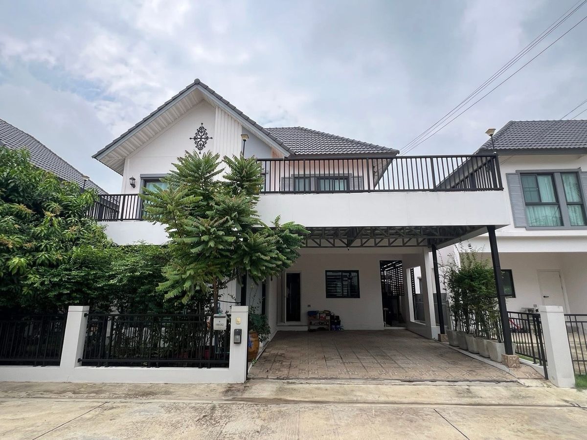 บ้านปทุมธานี รังสิต ธรรมศาสตร์ : ขายบ้านเดี่ยวโครงการโมดิ วิลล่า
ราชพฤกษ์ตัดไหม่
ไอดีไลน์kruyarr