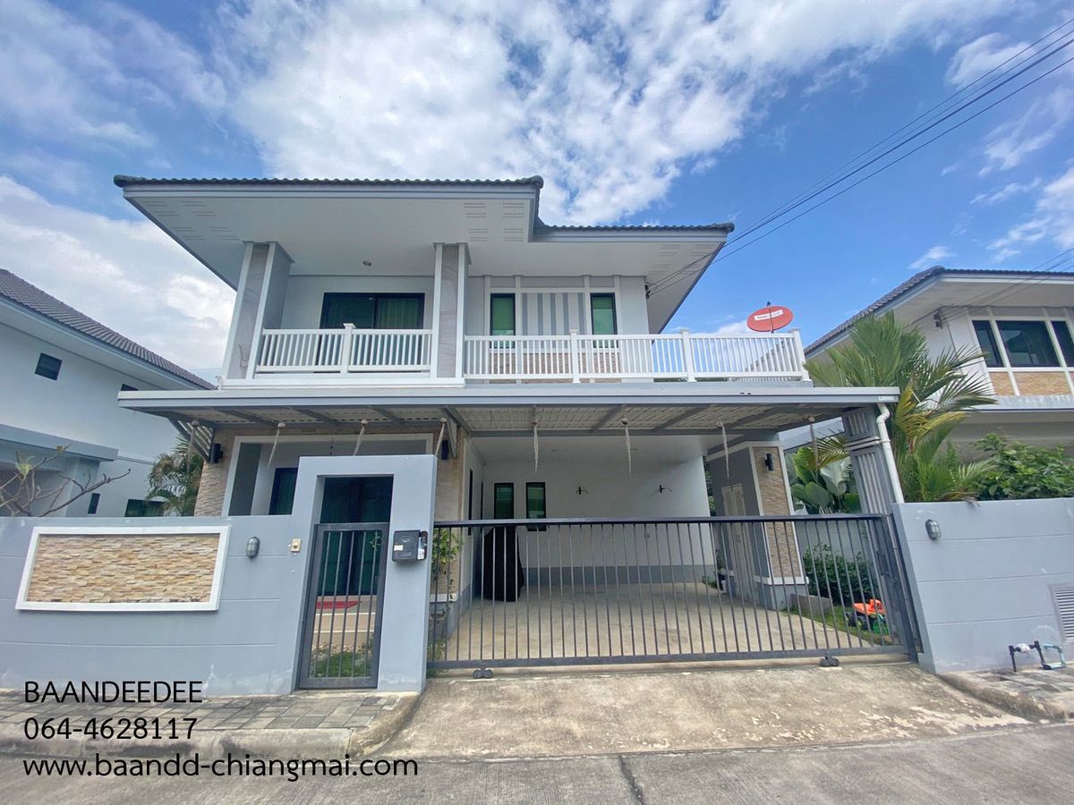 ให้เช่าบ้านเชียงใหม่ : บ้านโมเดิร์นพร้อมสระว่ายน้ำส่วนตัวให้เช่า เดือนละ 40,000 บาท ใกล้กาดฝรั่งเพียง 5 นาที No.14H255