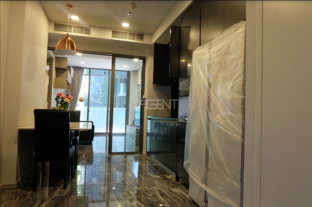 ขายคอนโดสุขุมวิท อโศก ทองหล่อ : ขายด่วน Ashton Residence 41 (Low Rise) 2 นอน 2 น้ำ เลี้ยงสัตว์ได้ 2 ตัว จอดรถได้ 2 คัน แต่งครบตามภาพ ...!!!!