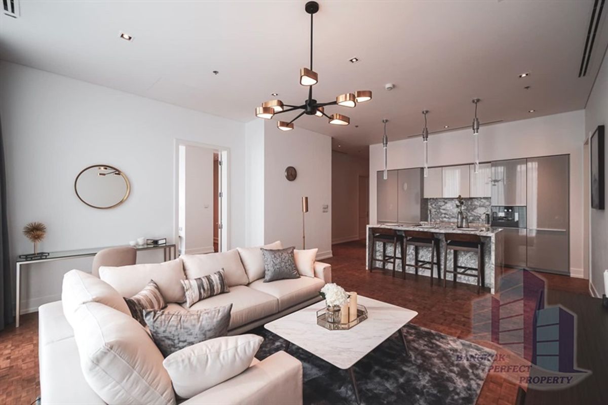 ขายคอนโดสาทร นราธิวาส : 2 ห้องนอนที่ Ritz-Carlton Residences ขายดีที่สุด