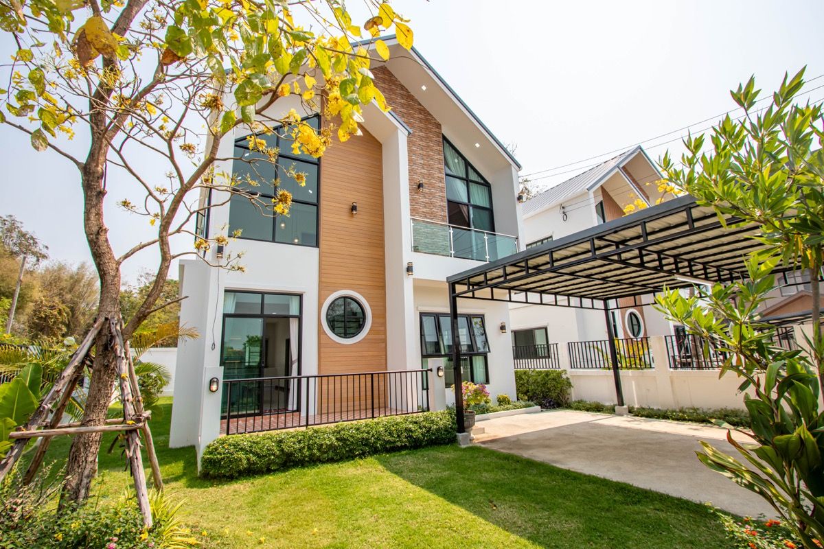 ขายบ้านเชียงใหม่ : ขายบ้านเดี่ยวเชียงใหม่ บ้าน 2 ชั้น บ้านใหม่ออกแบบสวยมีสไตล์ ที่โซนหางดง (HD466)
