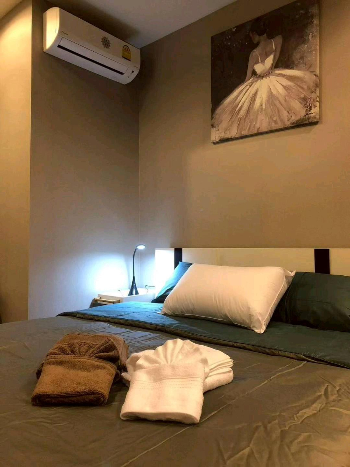 ให้เช่าคอนโดสุขุมวิท อโศก ทองหล่อ : C Ekkamai 