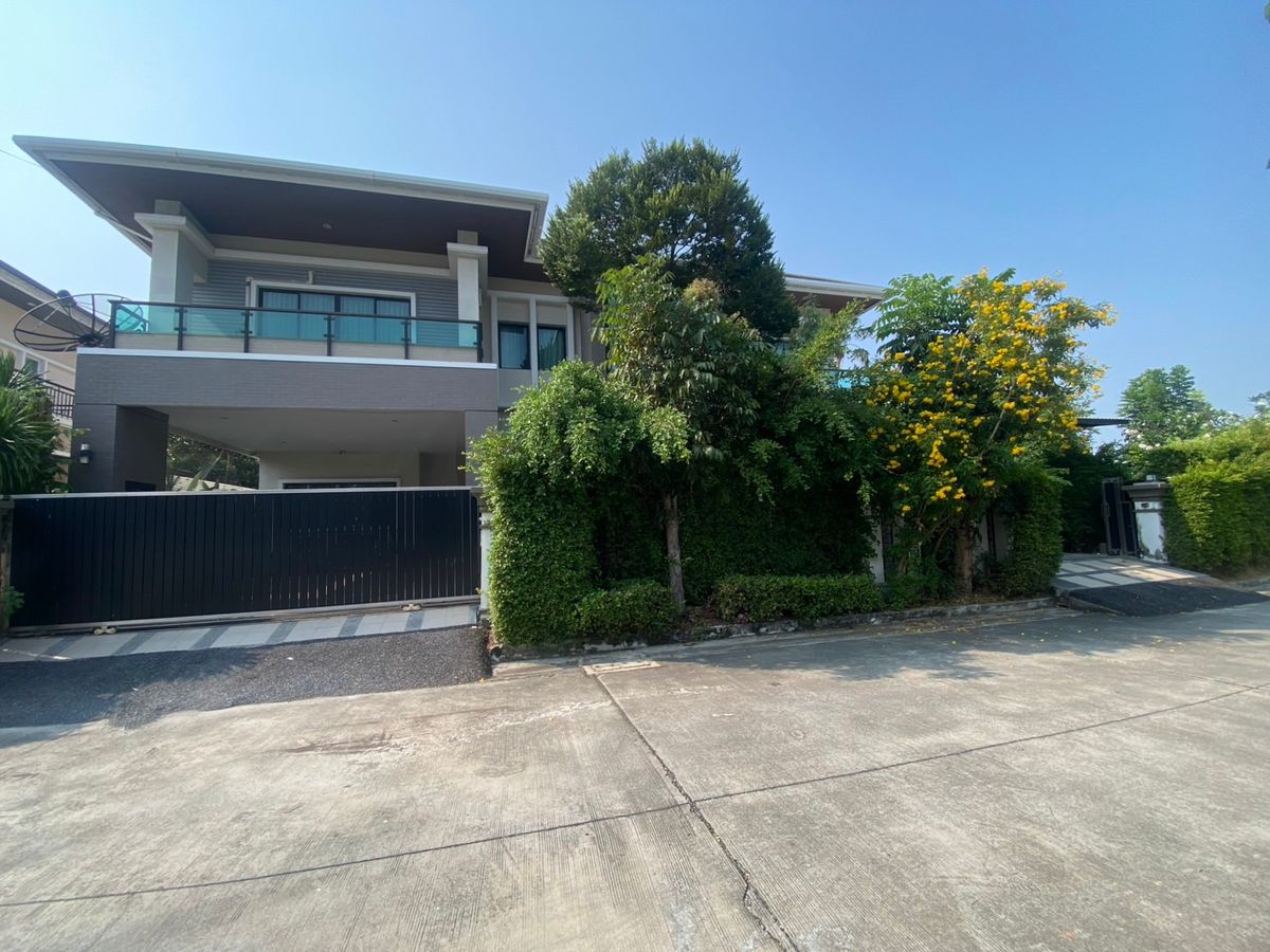 For SaleHouseBang kae, Phetkasem : ✨ The Elegance, Petchkasem 81, the largest in the project Only one Ready to build on the whole back - do not wait, do not need to add more Go in immediately!