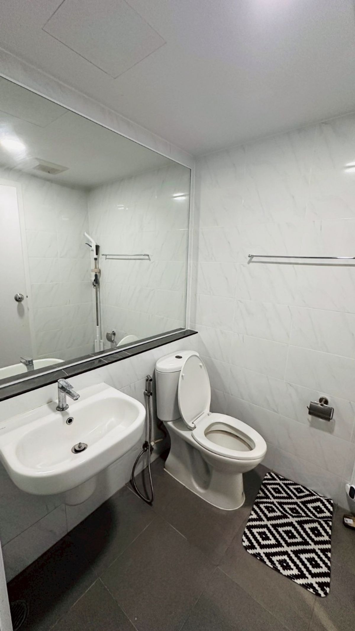 For SaleCondoRathburana, Suksawat : Condo for sale Polis Condo Suksawat 64, Pool Access room, size 34.96 square meters, Bang Mot Subdistrict, Thung Khru District, Bangkok