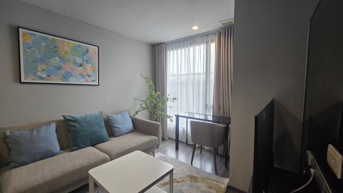 For RentCondoSukhumvit, Asoke, Thonglor : 🔥 For Rent Ideo Mobi Sukhumvit 40 Ekkamai Price 23,000 baht/month 1 BED. Beautifully decorated.