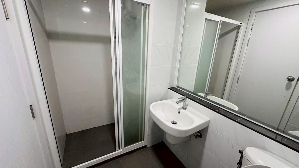 For SaleCondoRathburana, Suksawat : Condo for sale Polis Condo Suksawat 64, Pool Access room, size 34.96 square meters, Bang Mot Subdistrict, Thung Khru District, Bangkok