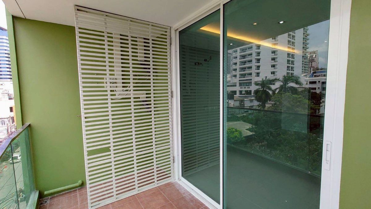 ขายคอนโดสุขุมวิท อโศก ทองหล่อ : 🏢 เบเวอรี่ 33 สุขุมวิท 33  ห้องมุม ไม่บล็อกวิว