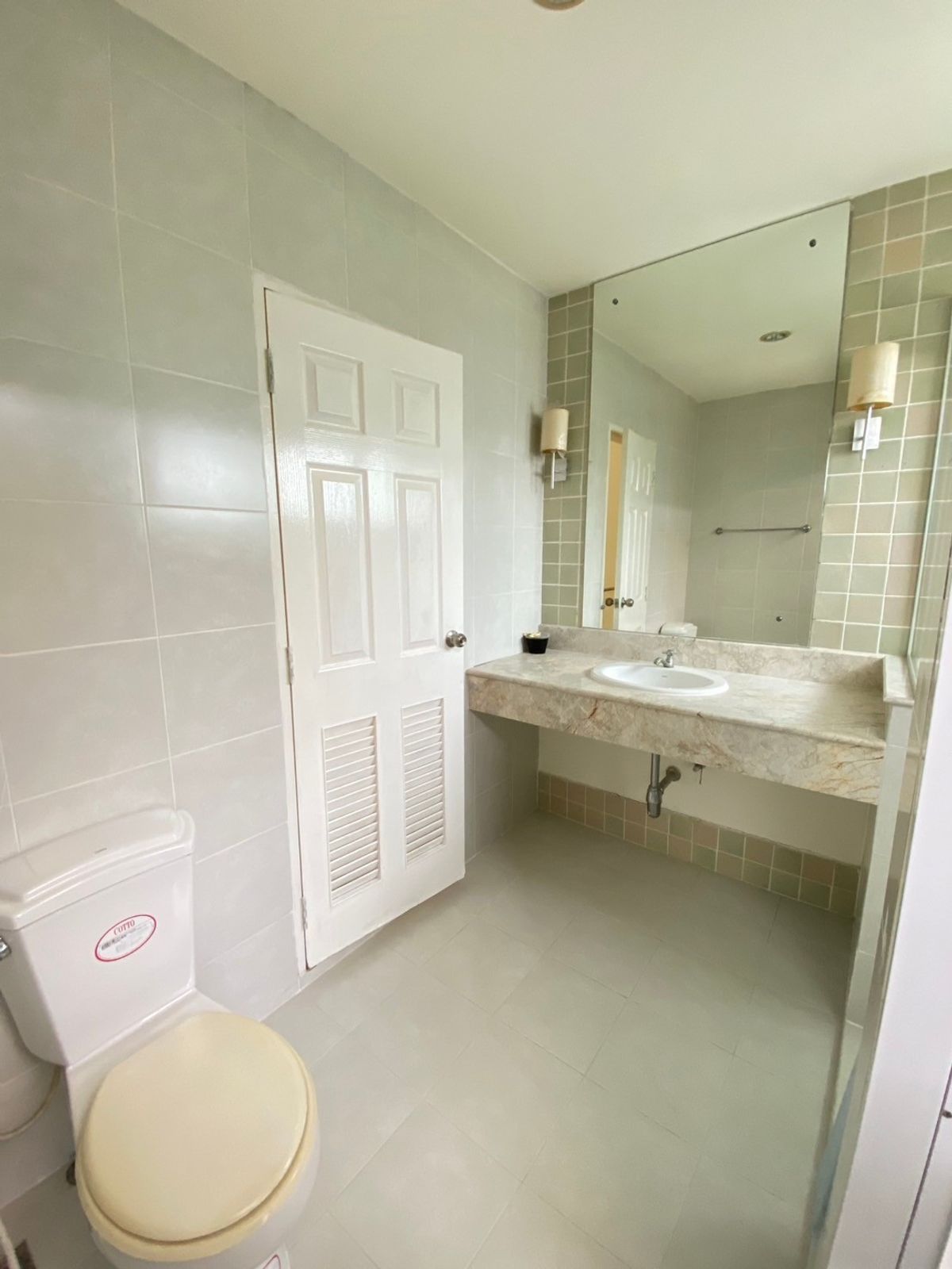 ขายบ้านนวมินทร์ รามอินทรา : ขายบ้านเดี่ยว สราญสิริ รามอินทรา  หลังใหญ่สุดในโครงการหมู่บ้าน  พื้นที่เยอะ ใกล้สวน หน้าบ้านโล่ง โปร่งสบาย