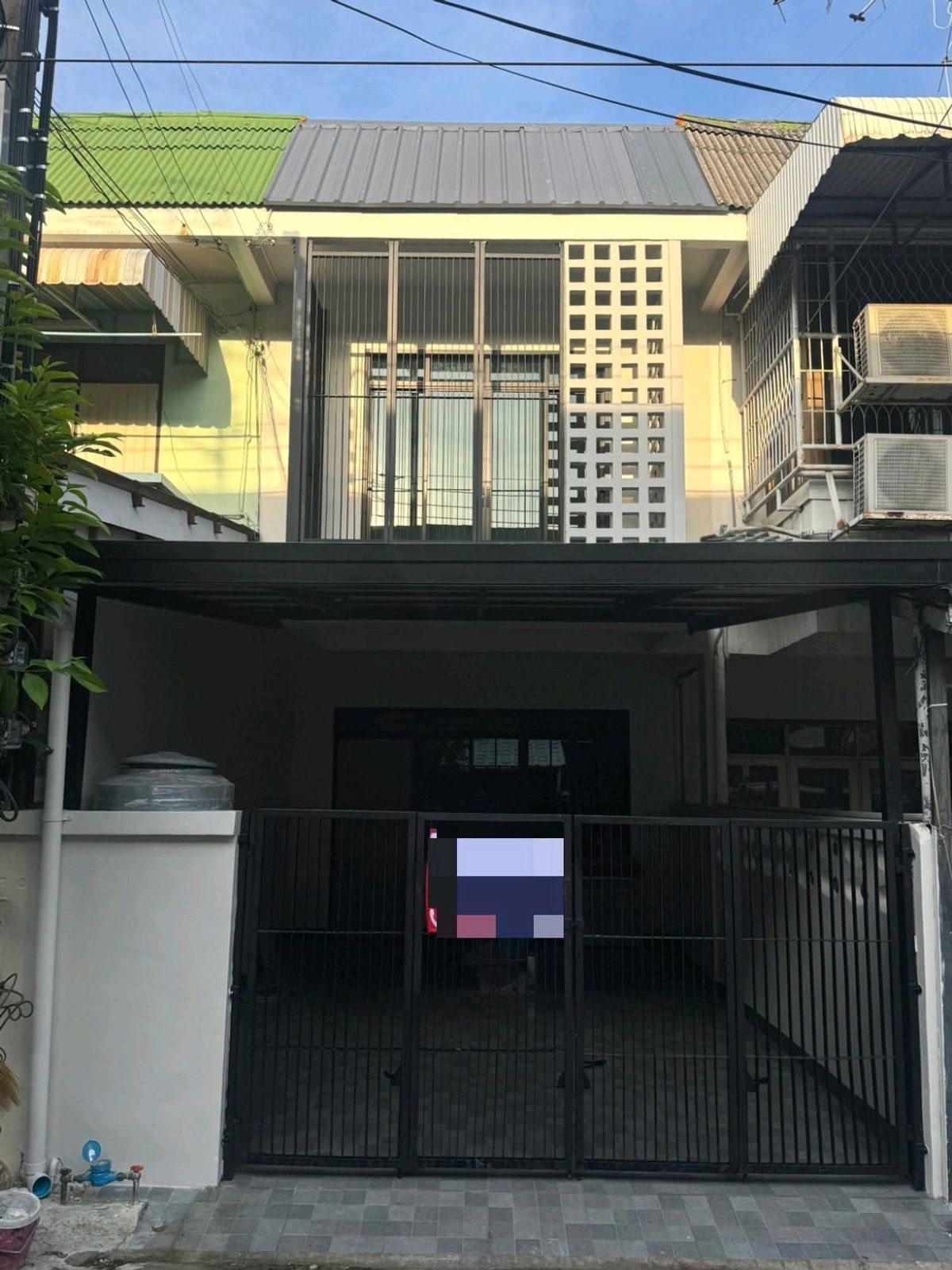 ขายทาวน์โฮมบางซื่อ วงศ์สว่าง เตาปูน : บ้าน renovate ใหม่ ย่านบางโพ 2 นอน 2 น้ำ 1 ที่จอดรถ