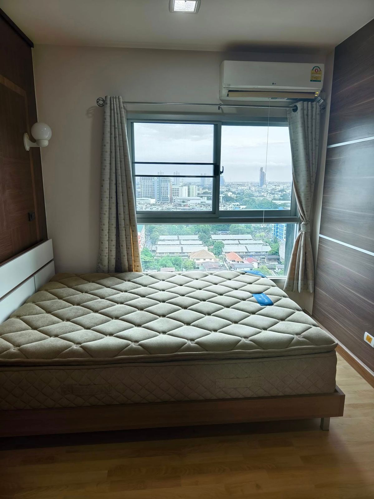 ขายคอนโดท่าพระ ตลาดพลู วุฒากาศ : (รหัส T073) ขายคอนโด the parkland taksin - thapra : เดอะ พาร์คแลนด์ ตากสิน-ท่าพระ ใกล้BTS ตลาดพลู