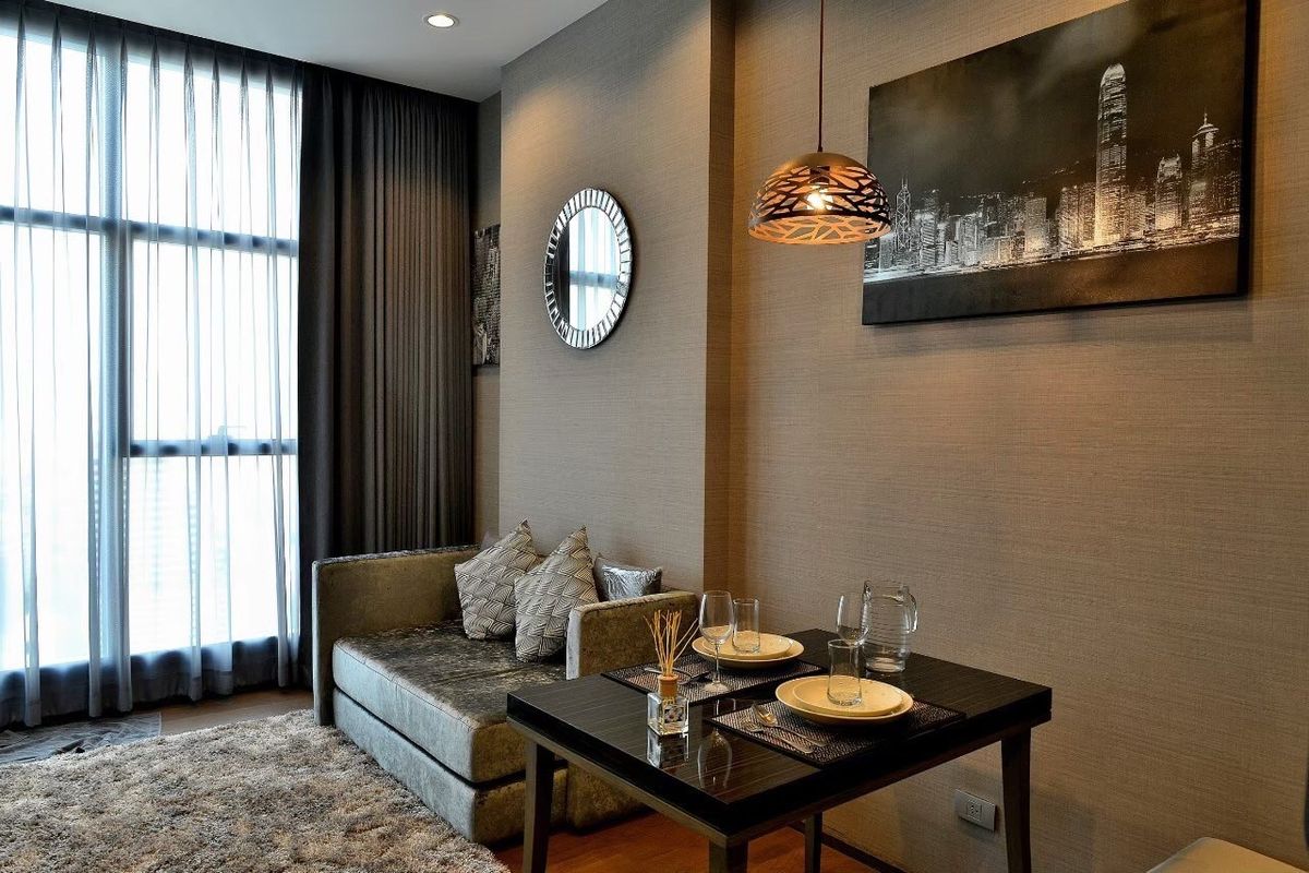 ให้เช่าคอนโดสาทร นราธิวาส : 🏙 The Diplomat Sathorn 