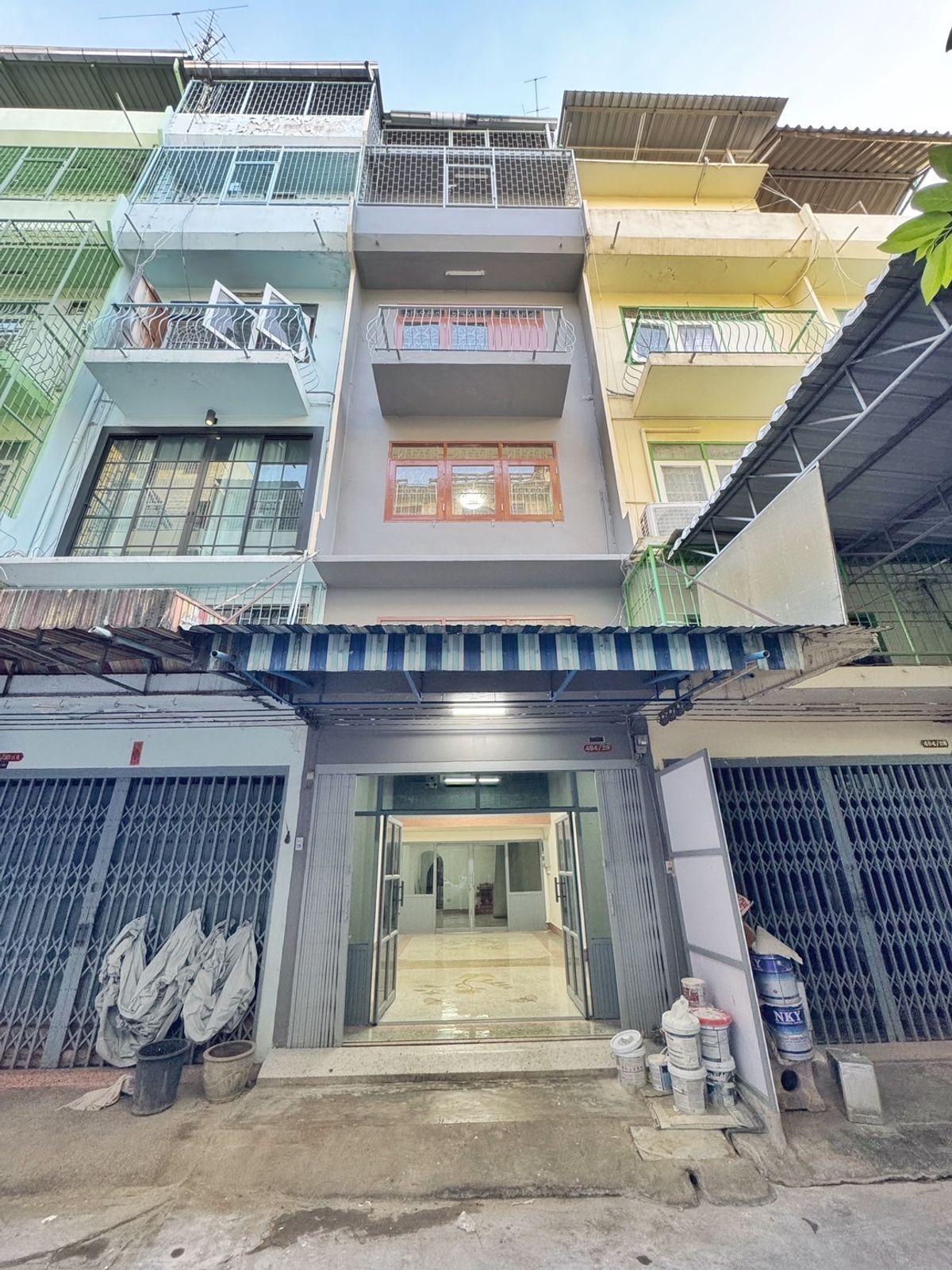 ขายโฮมออฟฟิศท่าพระ ตลาดพลู วุฒากาศ : ขายโฮมออฟฟิศ อาคารพาณิชย์ 4.5 ชั้น (รีโนเวท พร้อมอยู่) ห่างจากรถไฟฟ้าบีทีเอสโพธิ์นิมิตรประมาณ 500 เมตร