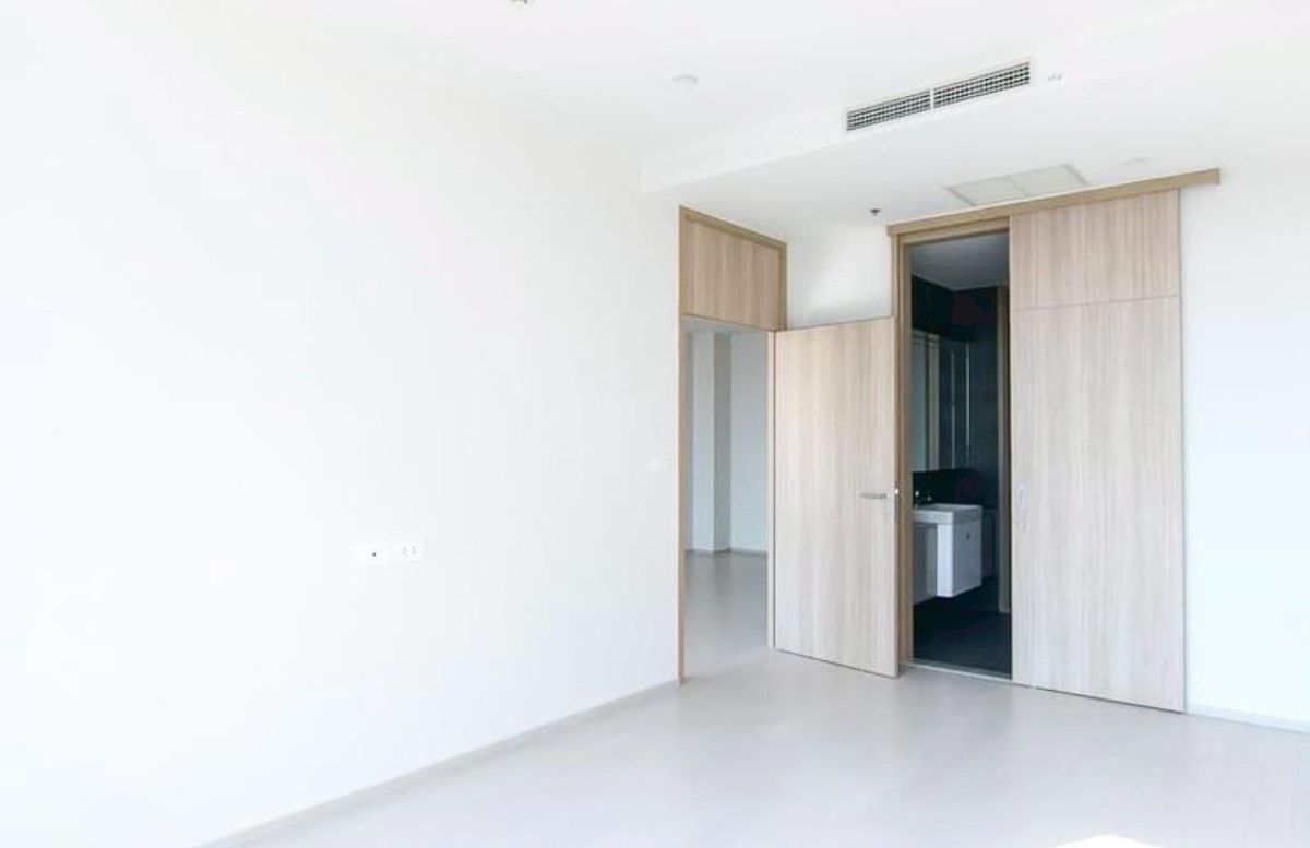 ขายคอนโดวิทยุ ชิดลม หลังสวน : NOBLE PLOENCHIT - โนเบิล เพลินจิต For Sale!!!