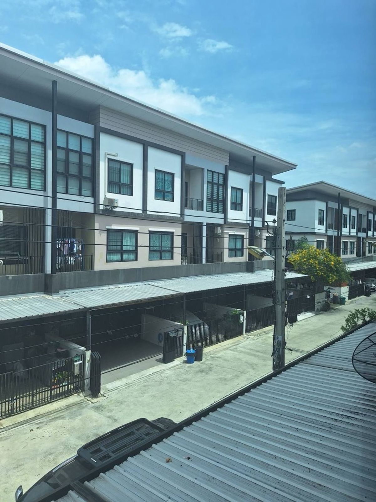 ให้เช่าทาวน์โฮมสมุทรปราการ สำโรง : House for Rent at THE TRIPLE Sukhumvit 113