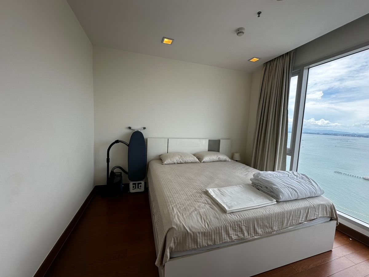 ให้เช่าคอนโดพัทยา บางแสน ชลบุรี สัตหีบ : ให้เช่าคอนโด The Palm Wongamat Beach Front พัทยา 2 ห้องนอน 2 ห้องน้ำ ชั้นสูง (S03-2077)