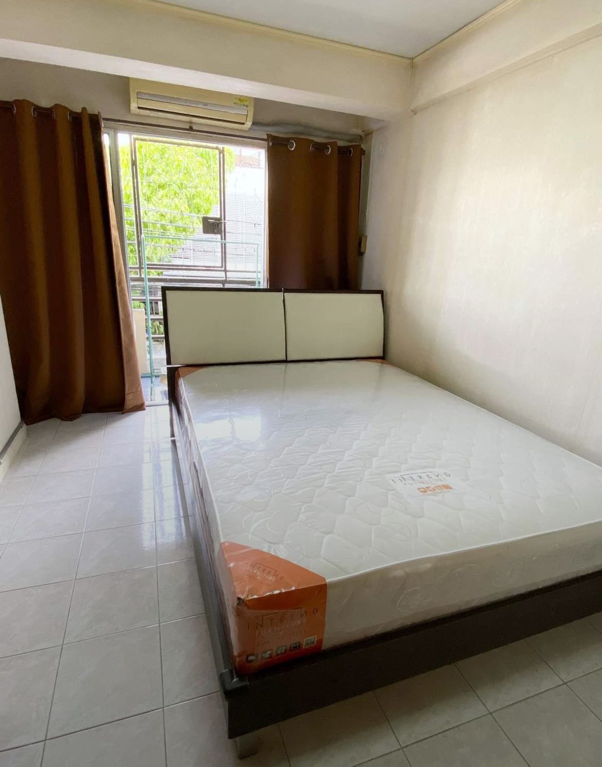 For SaleCondoRama9, Petchburi, RCA : Sell RZ480 Duliya Charisma Code, Rama 9