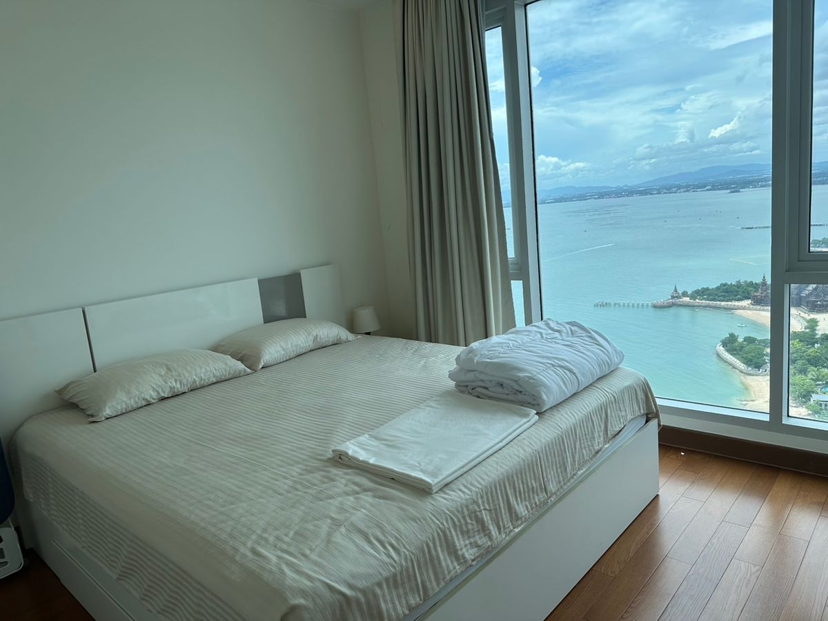 ให้เช่าคอนโดพัทยา บางแสน ชลบุรี สัตหีบ : ให้เช่าคอนโด The Palm Wongamat Beach Front พัทยา 2 ห้องนอน 2 ห้องน้ำ ชั้นสูง (S03-2077)