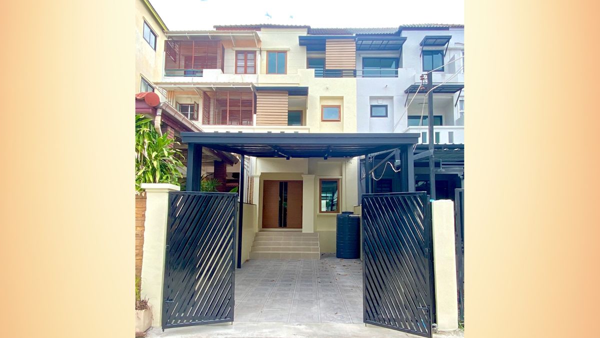 ขายทาวน์โฮมแจ้งวัฒนะ เมืองทอง : ทาวน์โฮม 3ชั้น รีโนเวตใหม่ ใกล้เดอะมอลล์งามวงศ์วานเพียง 1กม.